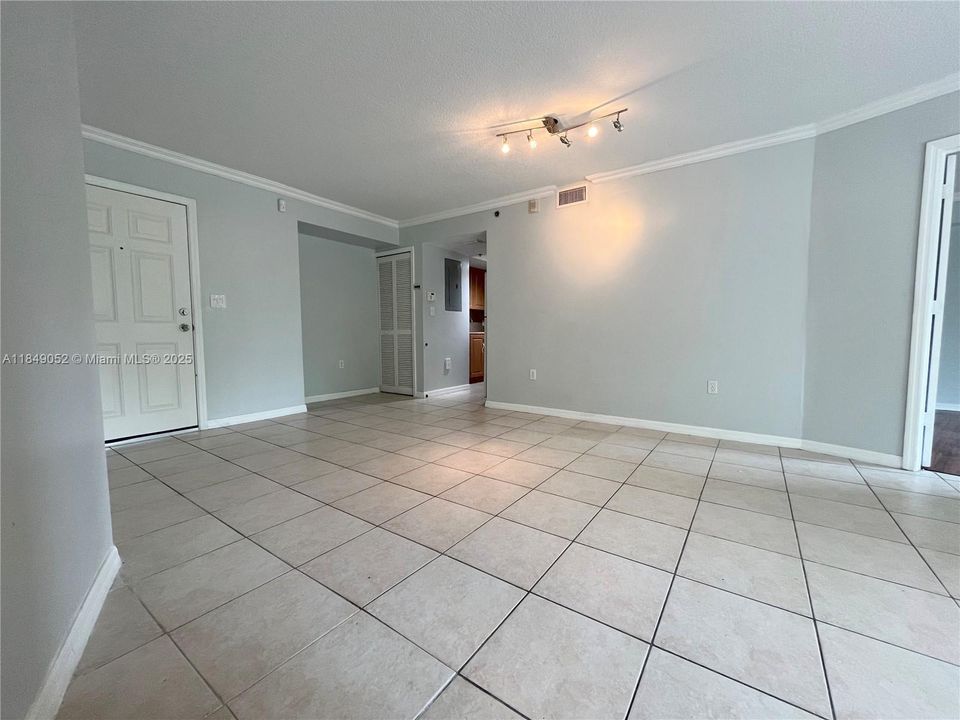 Living / Dining