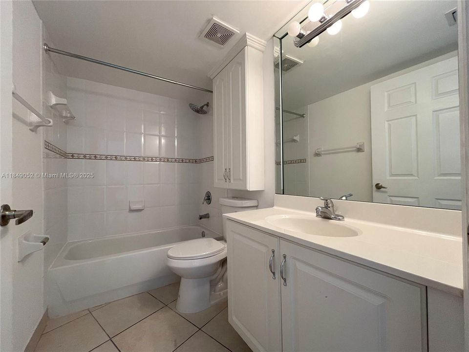 2nd Bathroom