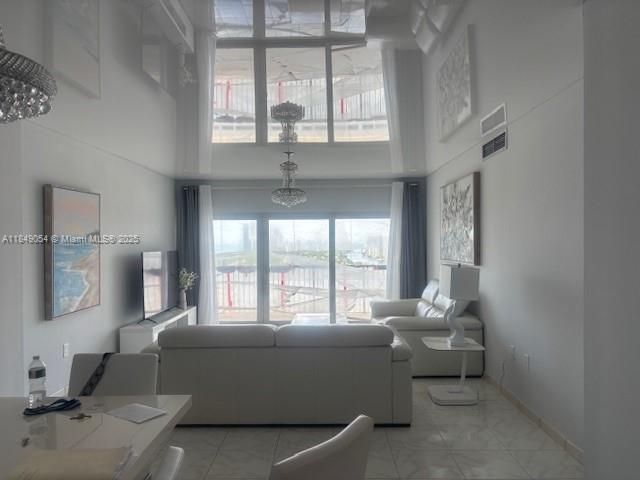 For Rent: $3,495 (2 beds, 2 baths, 1240 Square Feet)