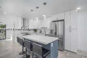 最近租的: $3,200 (3 贝兹, 2 浴室, 1150 平方英尺)