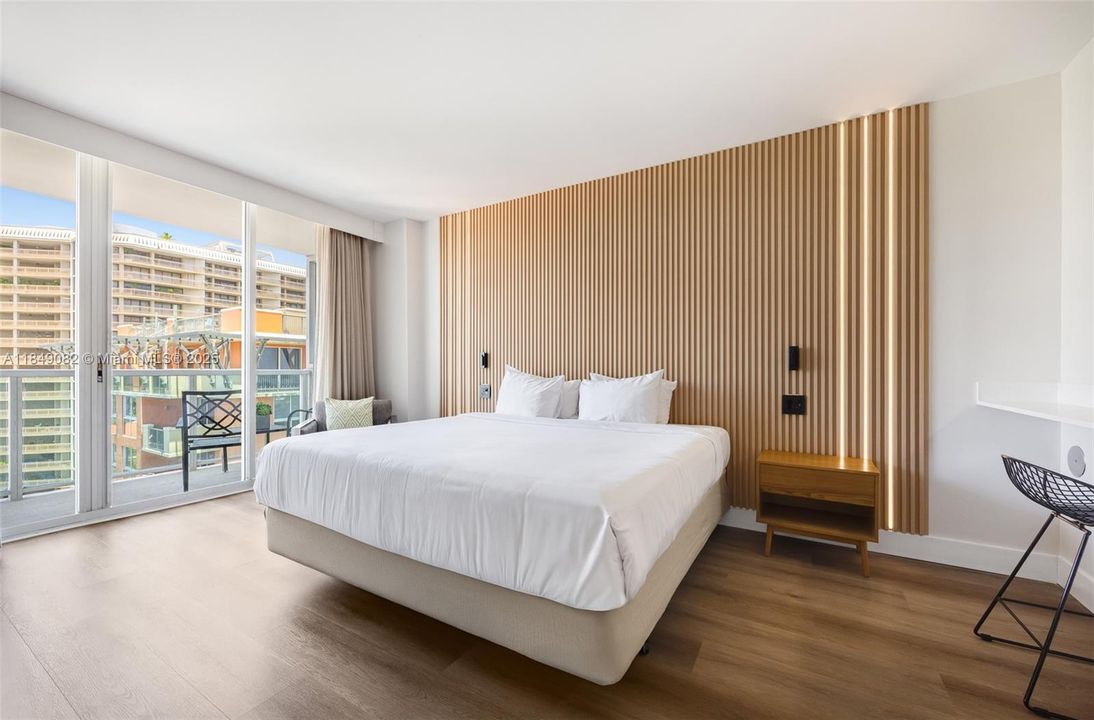 待售: $688,700 (1 贝兹, 2 浴室, 767 平方英尺)