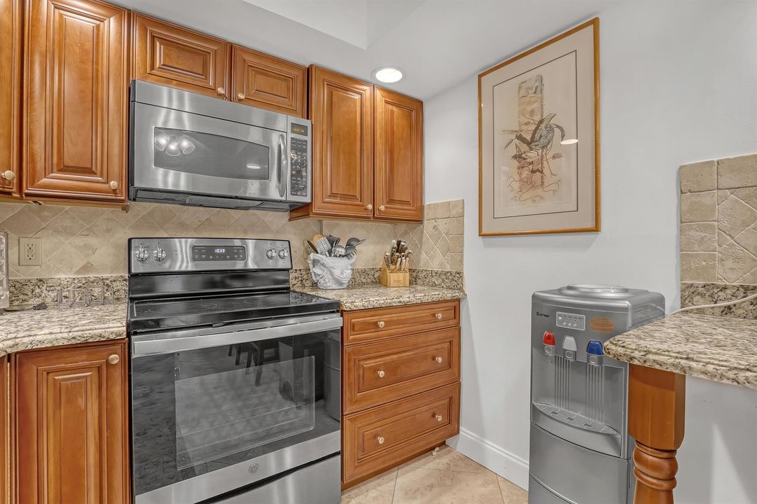3546 S Ocean #721 (18)