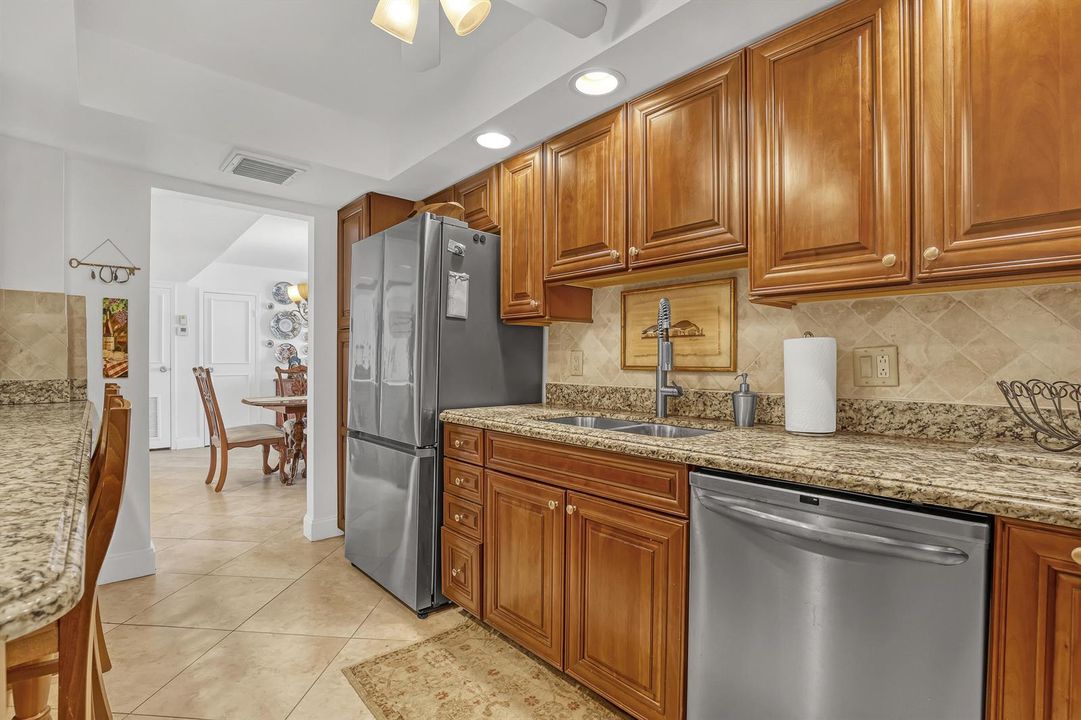 3546 S Ocean #721 (19)