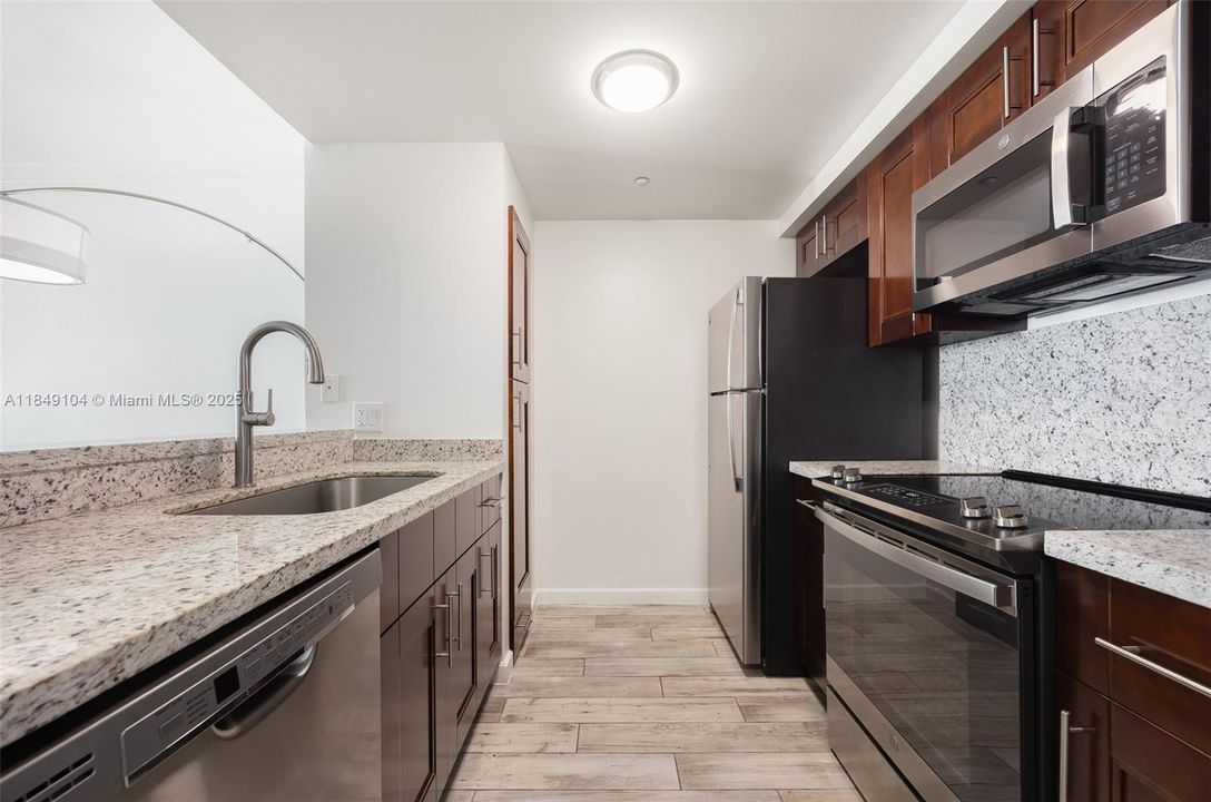 En Venta: $630,500 (1 camas, 1 baños, 693 Pies cuadrados)