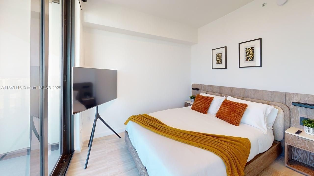 En Venta: $1,589,000 (2 camas, 2 baños, 802 Pies cuadrados)