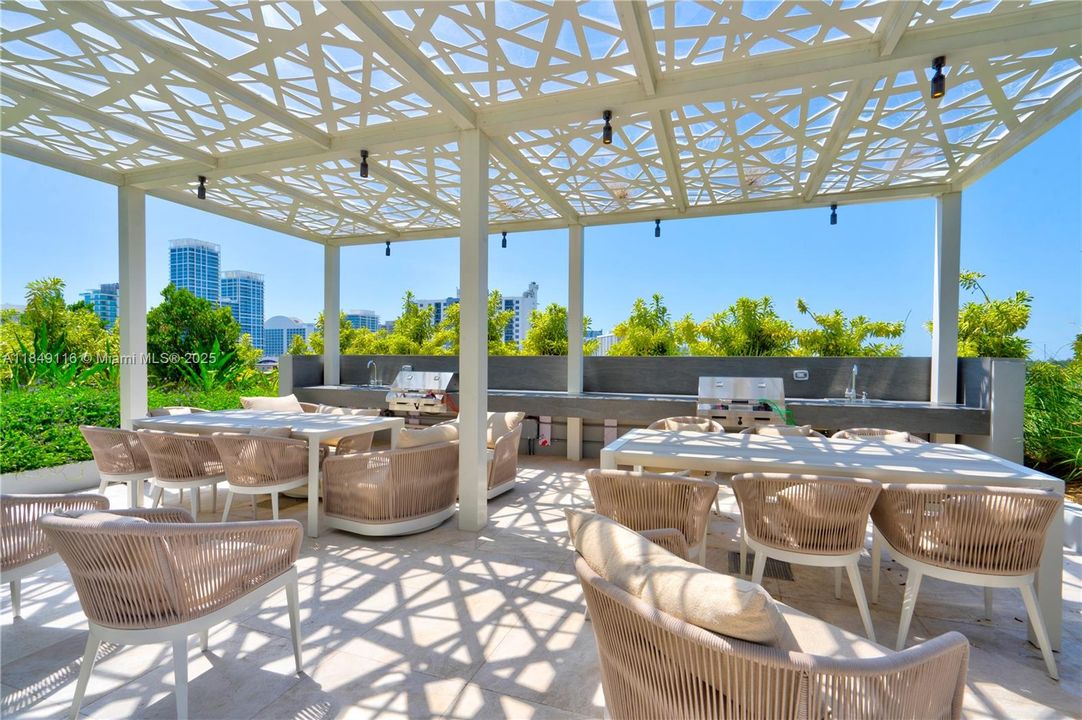 En Venta: $1,589,000 (2 camas, 2 baños, 802 Pies cuadrados)