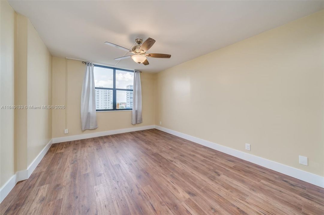 Recientemente alquilado: $3,100 (2 camas, 2 baños, 1260 Pies cuadrados)