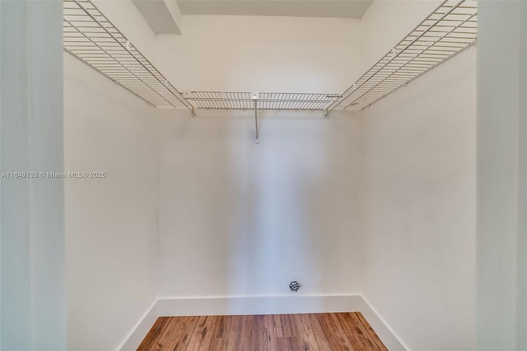 Recientemente alquilado: $3,100 (2 camas, 2 baños, 1260 Pies cuadrados)