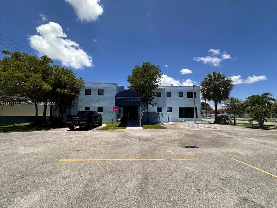 Недавно арендовано: $29 (0 спален, 0 ванн, 0 Квадратных фут)