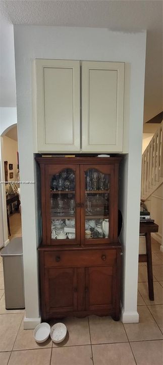 For Sale: $258,900 (2 beds, 2 baths, 1069 Square Feet)