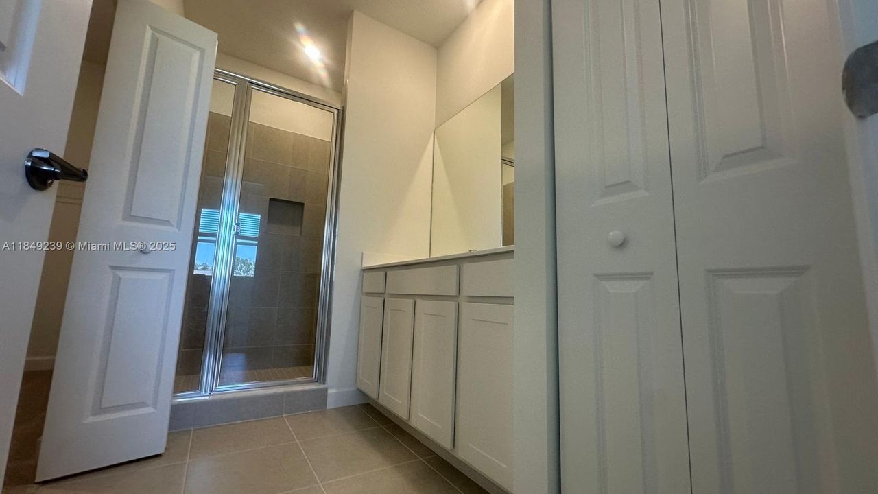 Недавно арендовано: $2,350 (3 спален, 2 ванн, 1635 Квадратных фут)