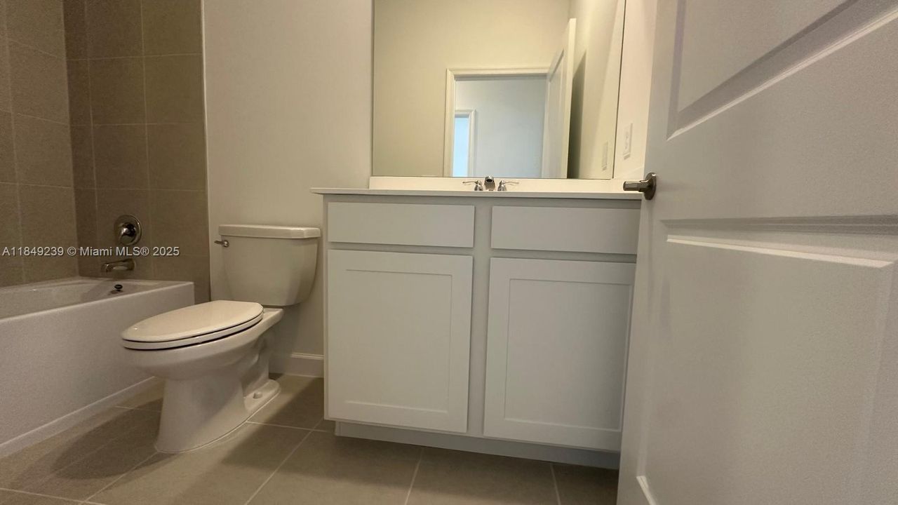 Недавно арендовано: $2,350 (3 спален, 2 ванн, 1635 Квадратных фут)