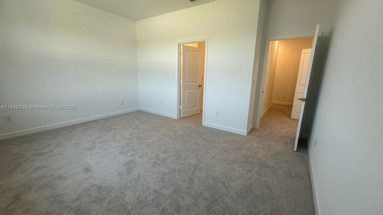 Недавно арендовано: $2,350 (3 спален, 2 ванн, 1635 Квадратных фут)