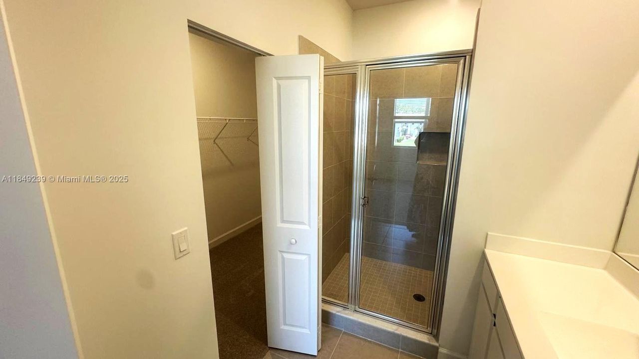 Недавно арендовано: $2,350 (3 спален, 2 ванн, 1635 Квадратных фут)