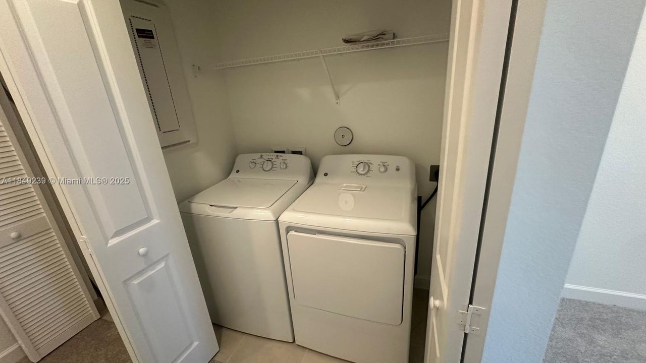 Недавно арендовано: $2,350 (3 спален, 2 ванн, 1635 Квадратных фут)