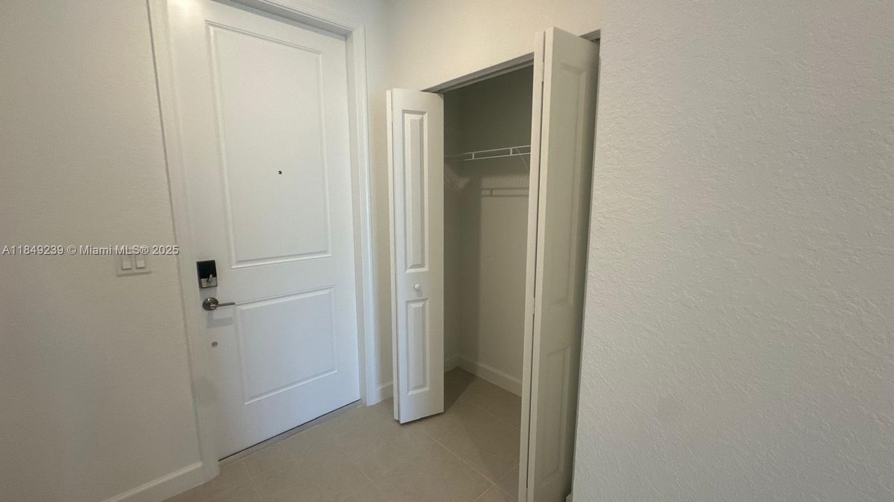 Недавно арендовано: $2,350 (3 спален, 2 ванн, 1635 Квадратных фут)