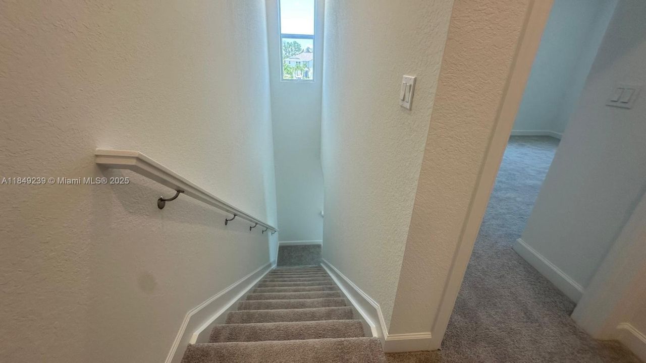 Недавно арендовано: $2,350 (3 спален, 2 ванн, 1635 Квадратных фут)