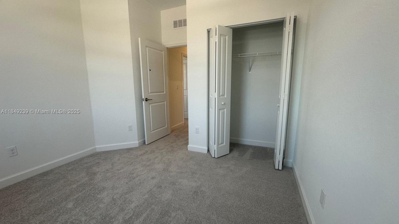 Недавно арендовано: $2,350 (3 спален, 2 ванн, 1635 Квадратных фут)