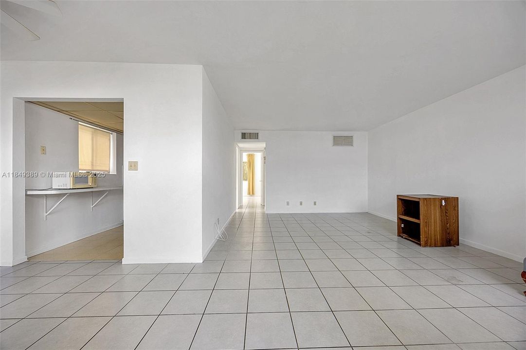 Недавно арендовано: $1,410 (2 спален, 1 ванн, 880 Квадратных фут)