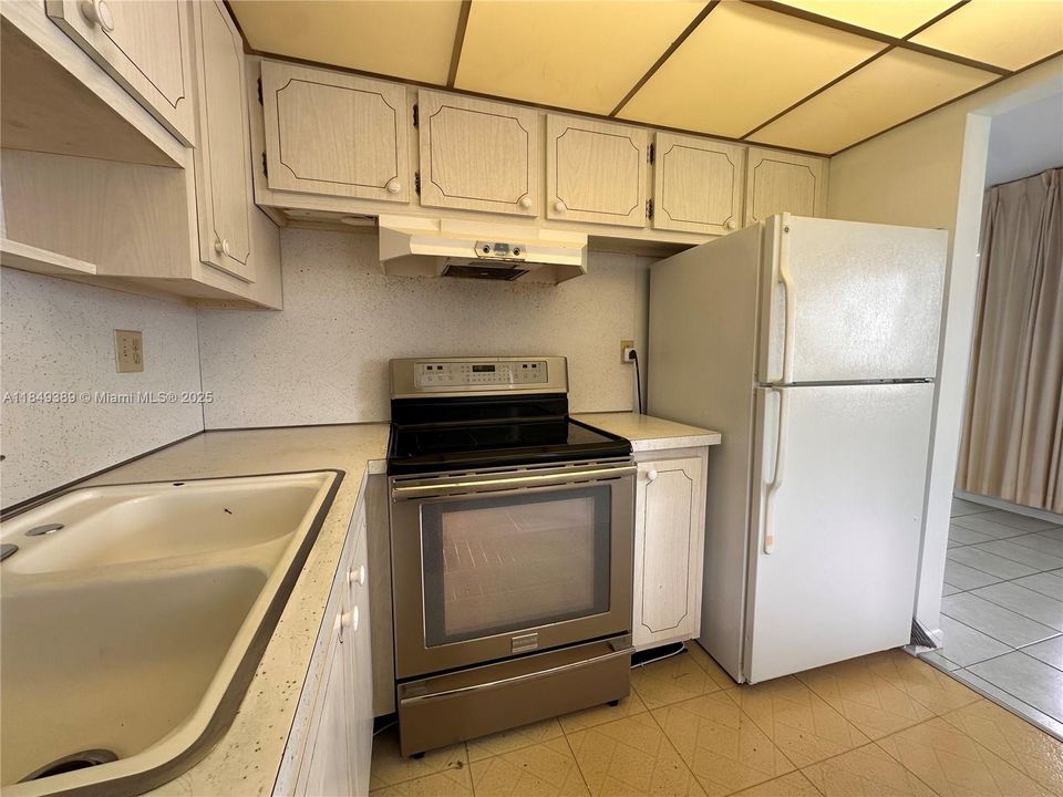 Недавно арендовано: $1,410 (2 спален, 1 ванн, 880 Квадратных фут)