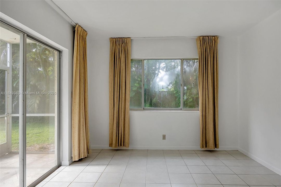 Недавно арендовано: $1,410 (2 спален, 1 ванн, 880 Квадратных фут)