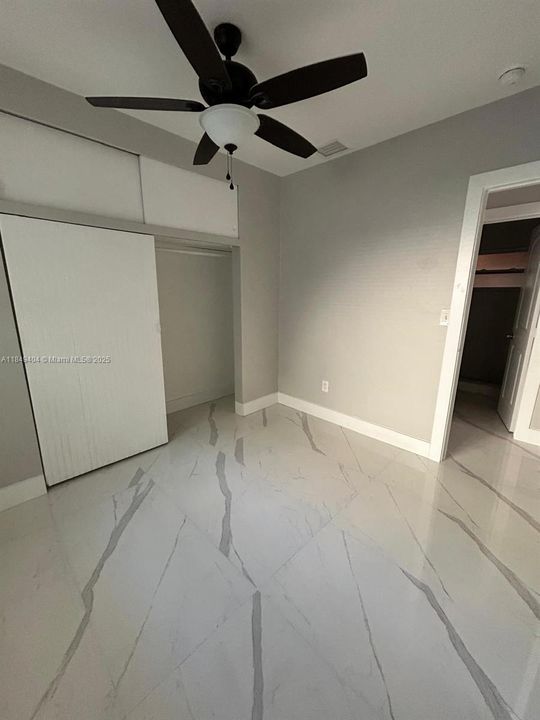 Vendido Recientemente: $640,000 (4 camas, 2 baños, 1860 Pies cuadrados)