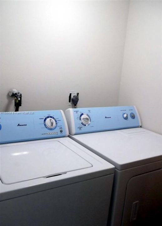 待售: $1,270,000 (0 贝兹, 0 浴室, 6691 平方英尺)