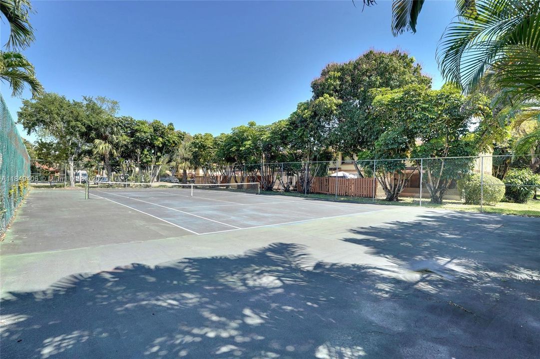 待售: $1,270,000 (0 贝兹, 0 浴室, 6691 平方英尺)