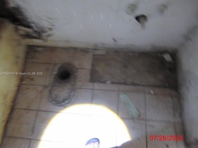 合同活跃: $360,000 (3 贝兹, 1 浴室, 1306 平方英尺)