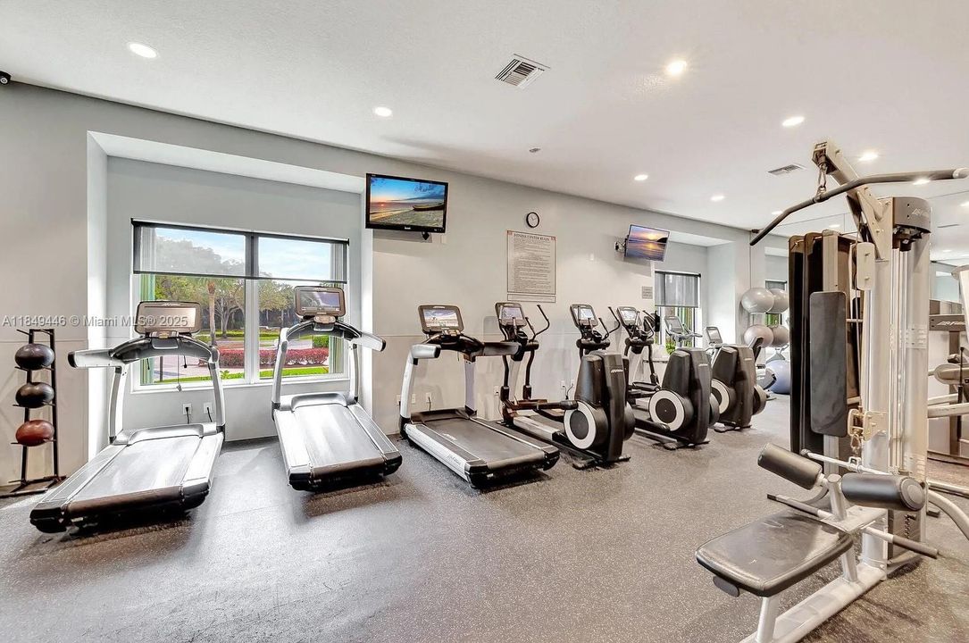 Недавно арендовано: $3,950 (3 спален, 2 ванн, 1856 Квадратных фут)