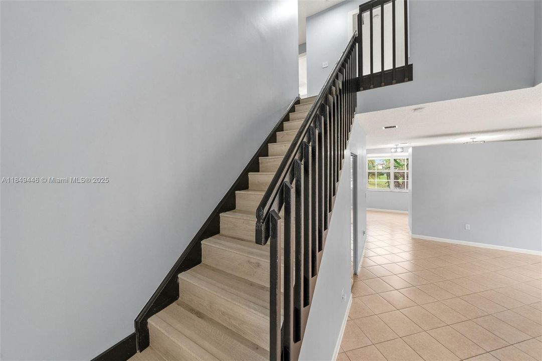 Недавно арендовано: $3,950 (3 спален, 2 ванн, 1856 Квадратных фут)