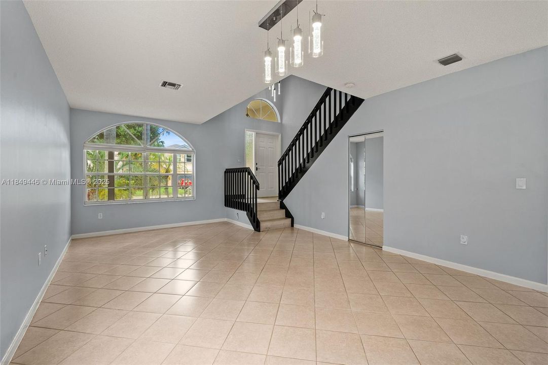 Недавно арендовано: $3,950 (3 спален, 2 ванн, 1856 Квадратных фут)