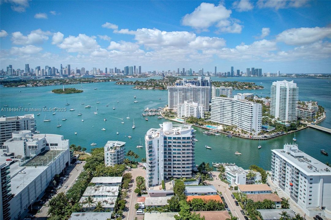 For Sale: $3,200,000 (3 beds, 3 baths, 1842 Square Feet)