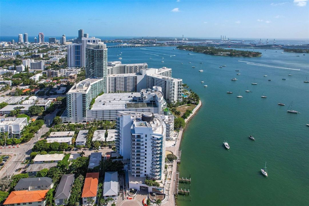 For Sale: $3,200,000 (3 beds, 3 baths, 1842 Square Feet)