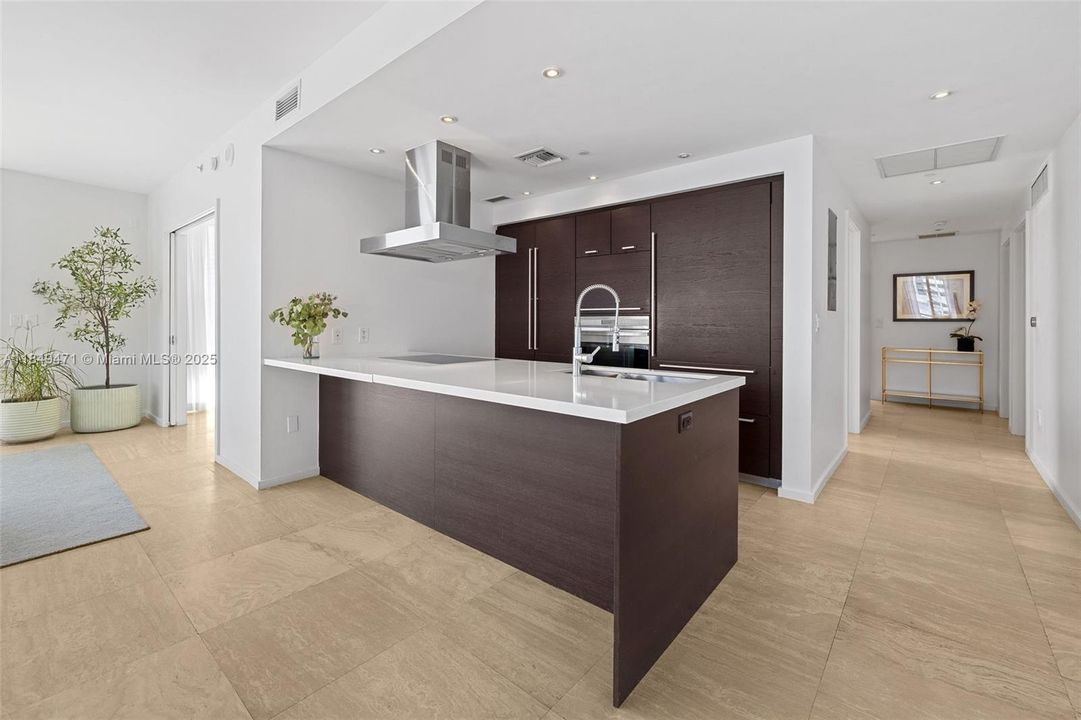For Sale: $3,200,000 (3 beds, 3 baths, 1842 Square Feet)