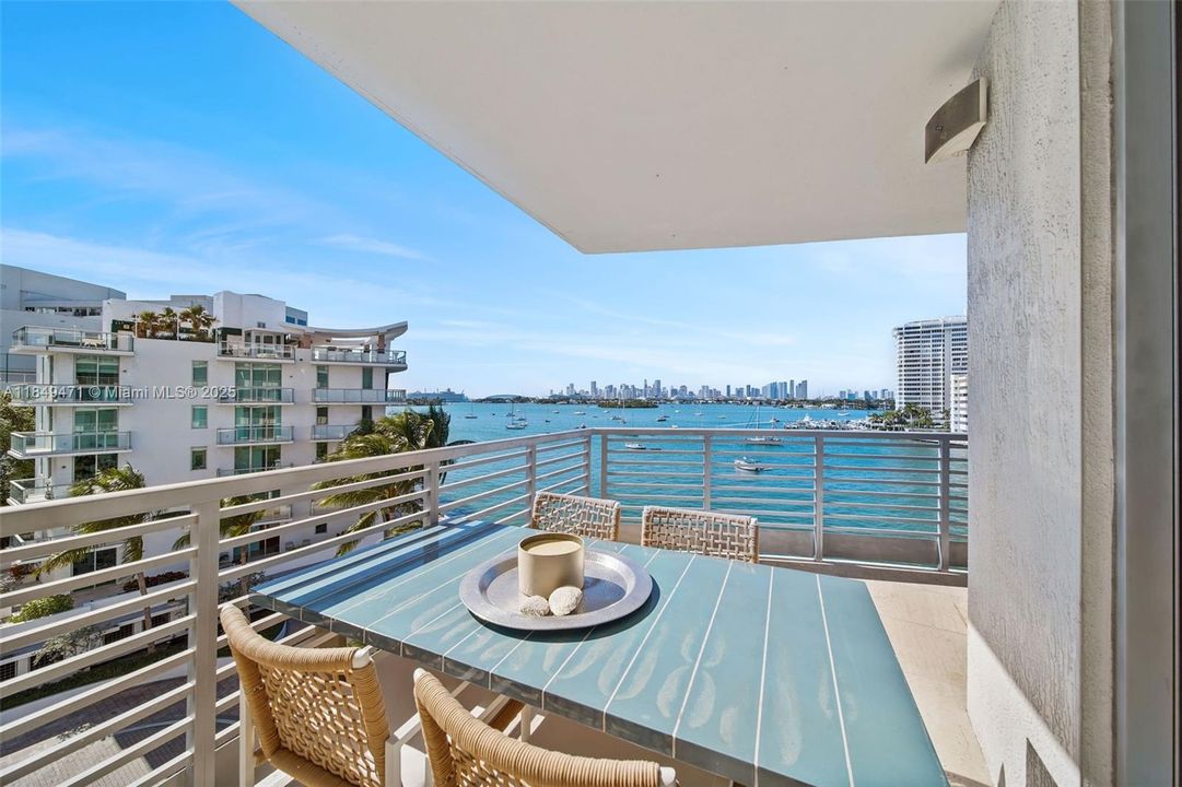 For Sale: $3,200,000 (3 beds, 3 baths, 1842 Square Feet)