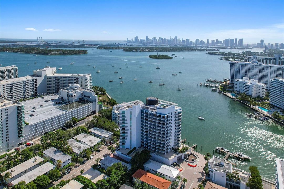 For Sale: $3,200,000 (3 beds, 3 baths, 1842 Square Feet)