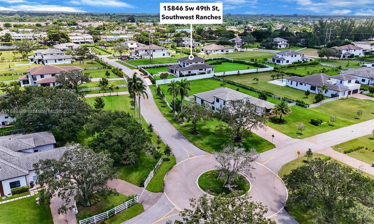 For Sale: $3,970,000 (6 beds, 4 baths, 5216 Square Feet)