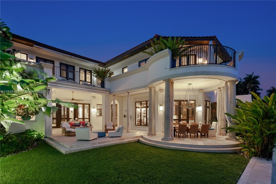 待售: $26,500,000 (6 贝兹, 5 浴室, 6316 平方英尺)