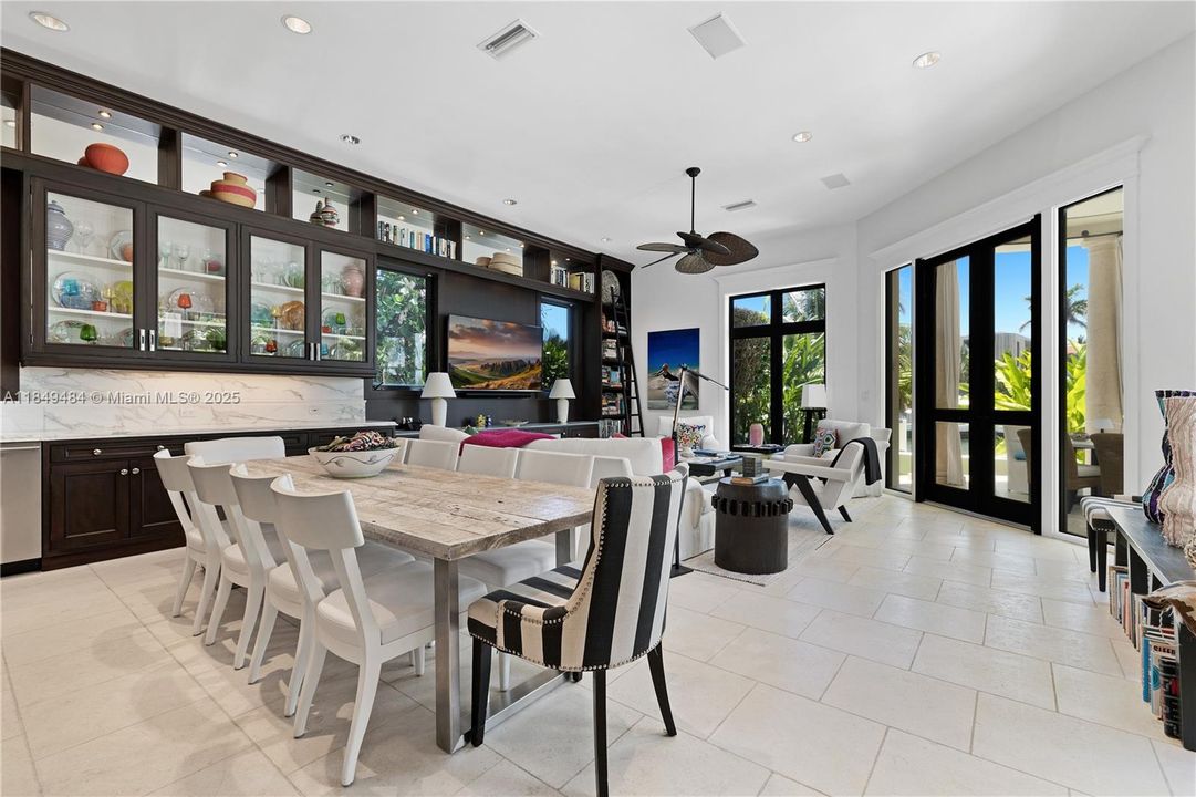 待售: $26,500,000 (6 贝兹, 5 浴室, 6316 平方英尺)