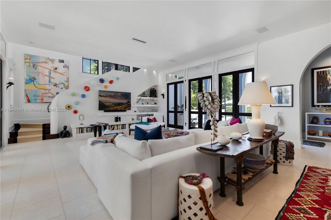 待售: $26,500,000 (6 贝兹, 5 浴室, 6316 平方英尺)