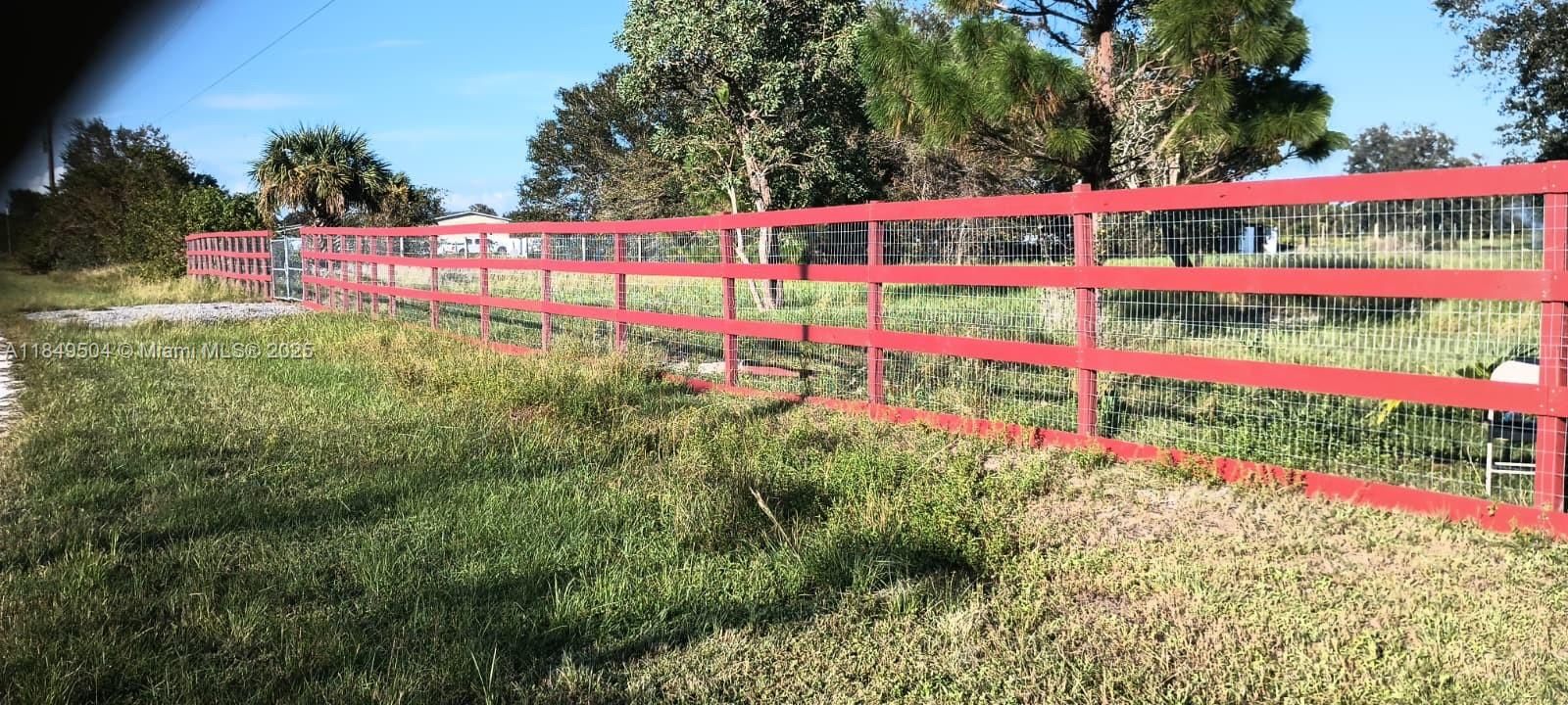 For Sale: $115,000 (1.09 acres)