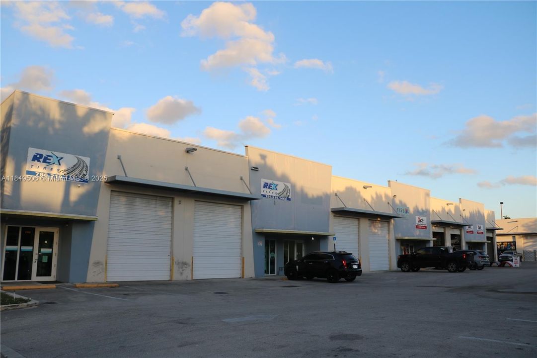 Недавно арендовано: $2,700 (0 спален, 0 ванн, 0 Квадратных фут)