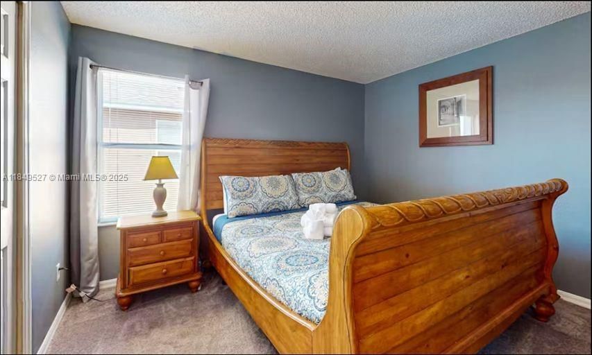 待售: $760,000 (7 贝兹, 5 浴室, 2834 平方英尺)