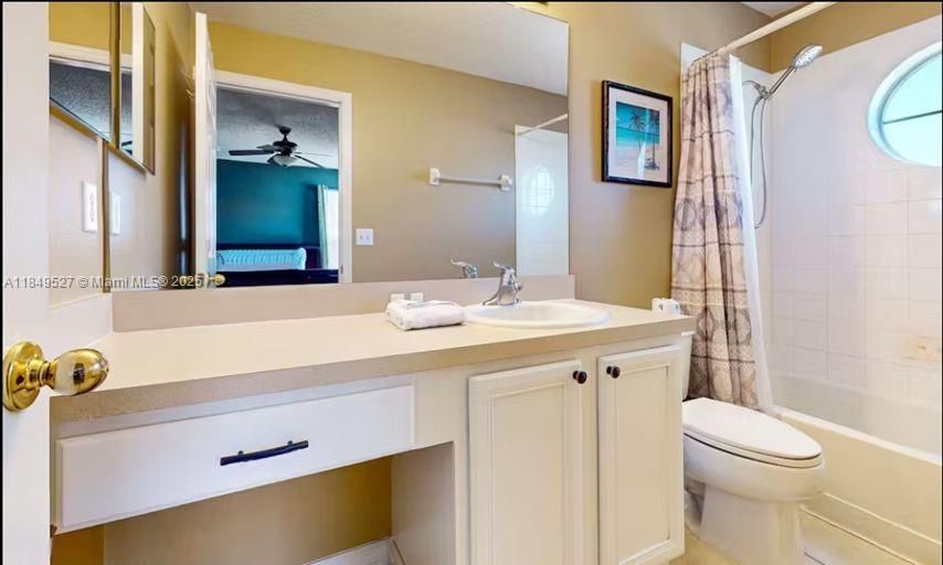 待售: $760,000 (7 贝兹, 5 浴室, 2834 平方英尺)