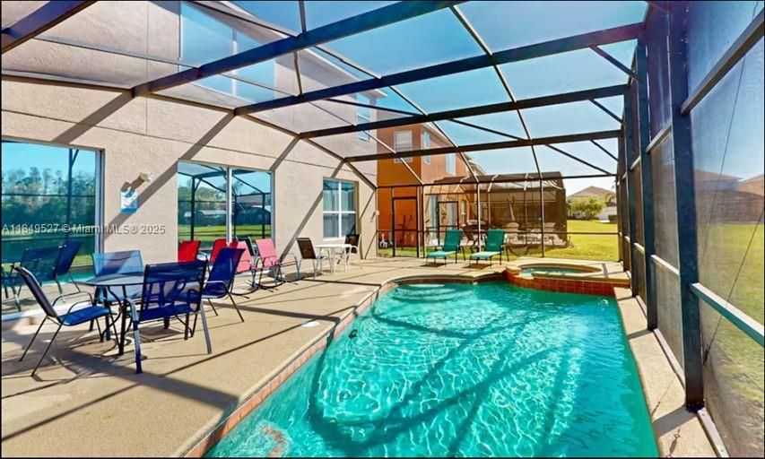 待售: $760,000 (7 贝兹, 5 浴室, 2834 平方英尺)