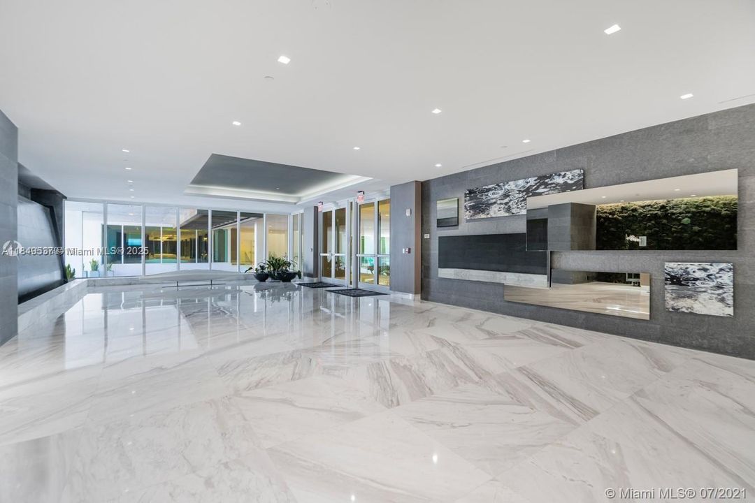 For Sale: $1,194,000 (3 beds, 2 baths, 1705 Square Feet)