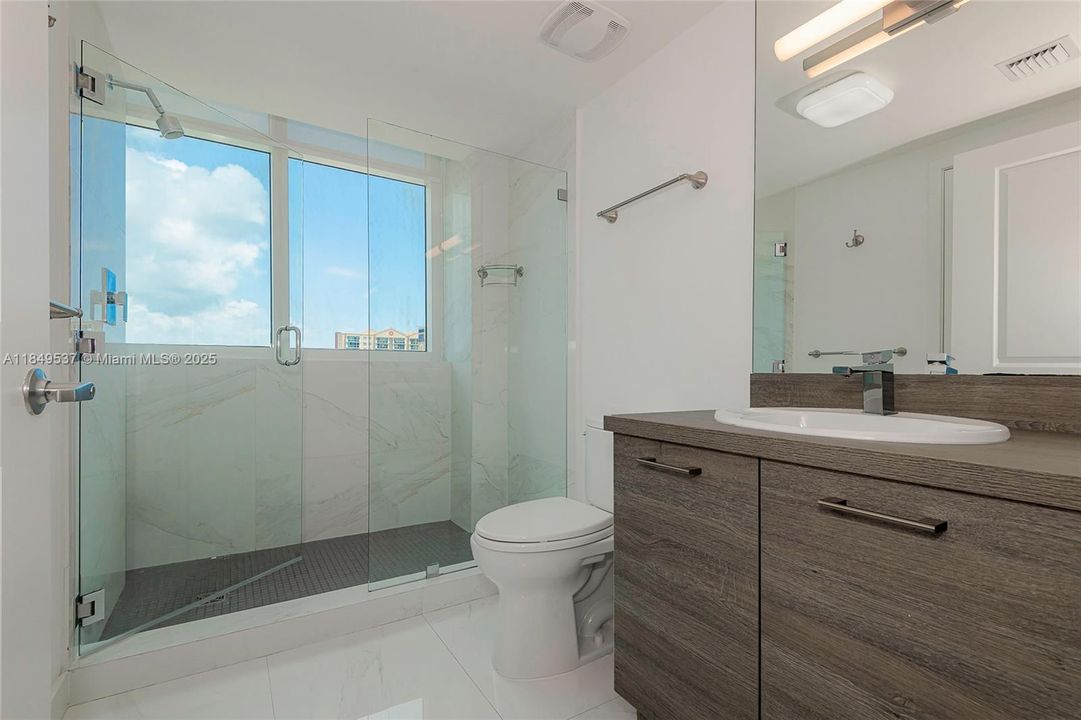 For Sale: $1,194,000 (3 beds, 2 baths, 1705 Square Feet)