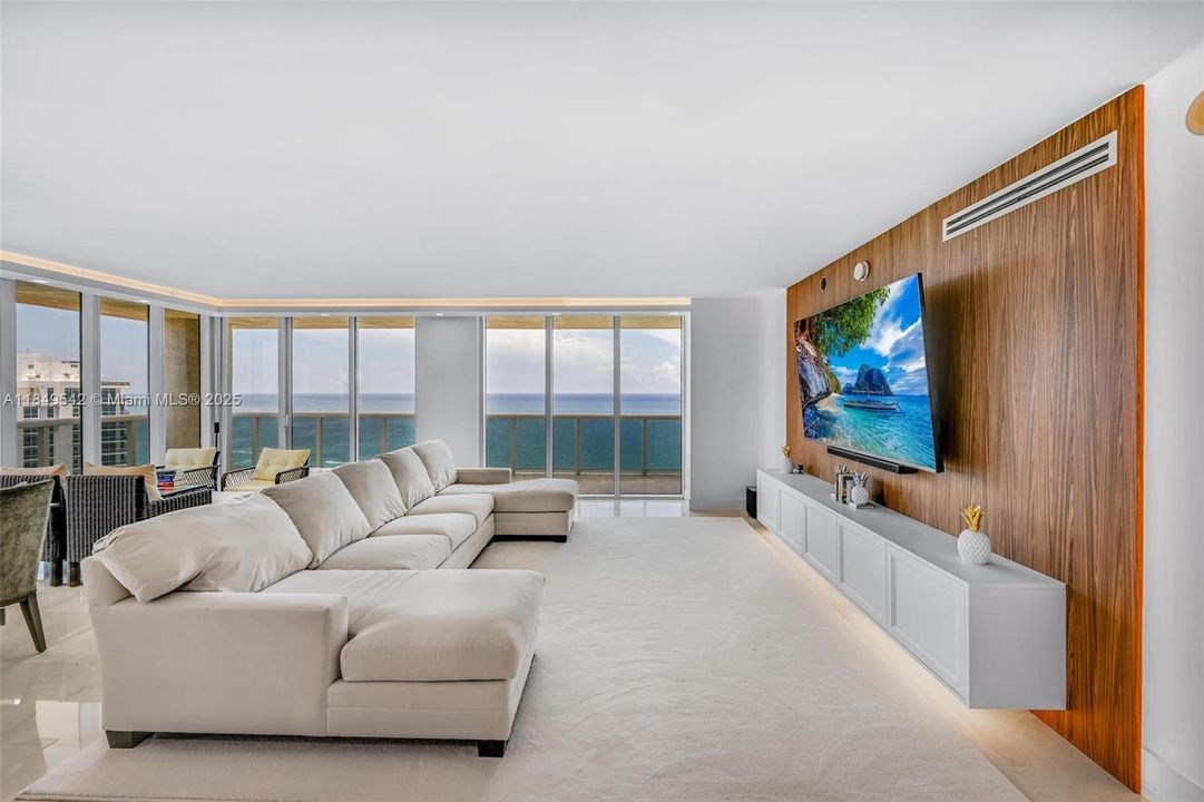 Недавно продано: $2,150,000 (3 спален, 3 ванн, 2078 Квадратных фут)