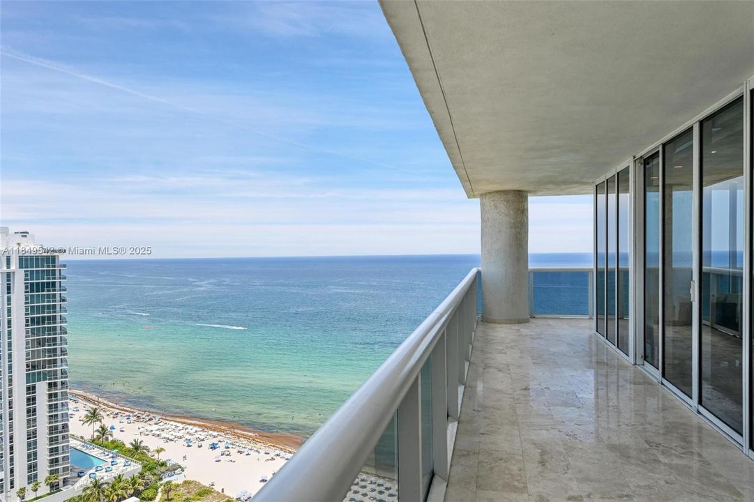 Недавно продано: $2,150,000 (3 спален, 3 ванн, 2078 Квадратных фут)